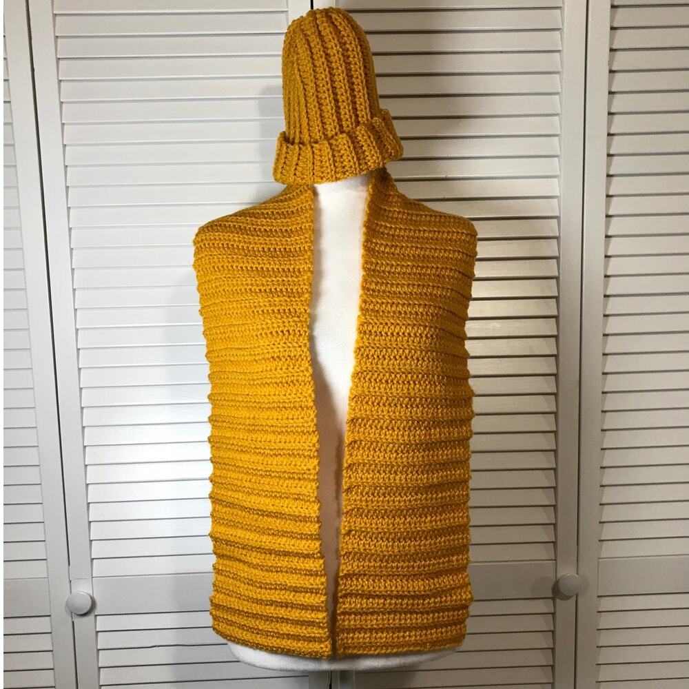 NWT Handmade Crocheted Gold Textured Beanie & Scarf 53”